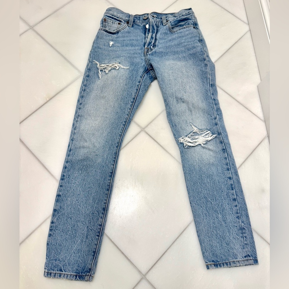 Levi's Premium Denim Distressed Jeans in Light Blue - 501 S Size 25
